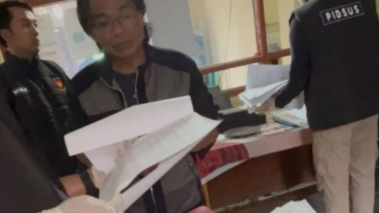 Gambar Kantor Desa Kotaraja Digeledah Kejari, Dugaan Penyimpangan Keuangan Capai Rp1,5 Miliar