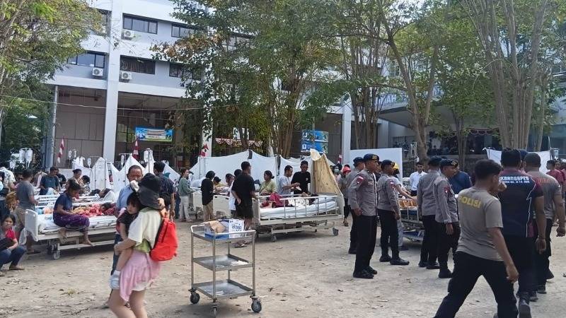 Gempa NTT 7,7 Guncang Flores, Tsunami Sempat Terdeteksi, Warga Diminta Tetap Waspada